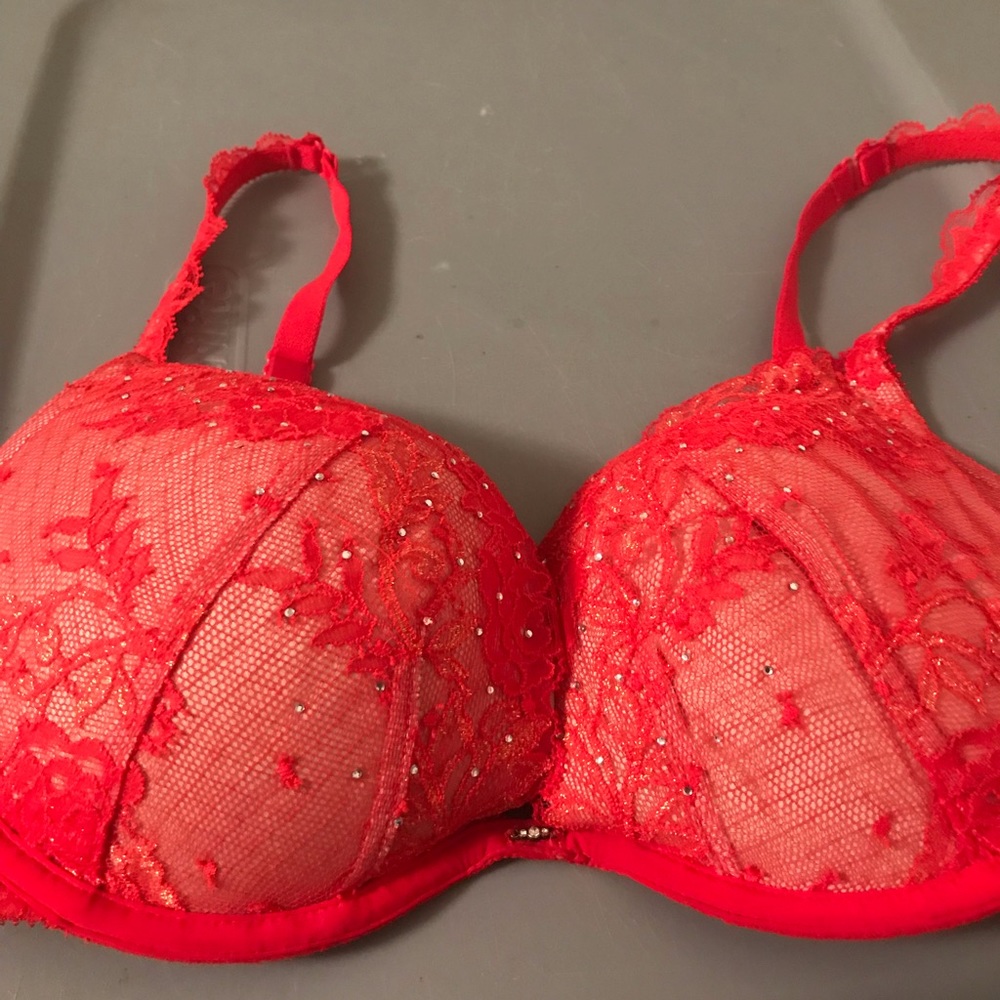 Victoria Secret bra